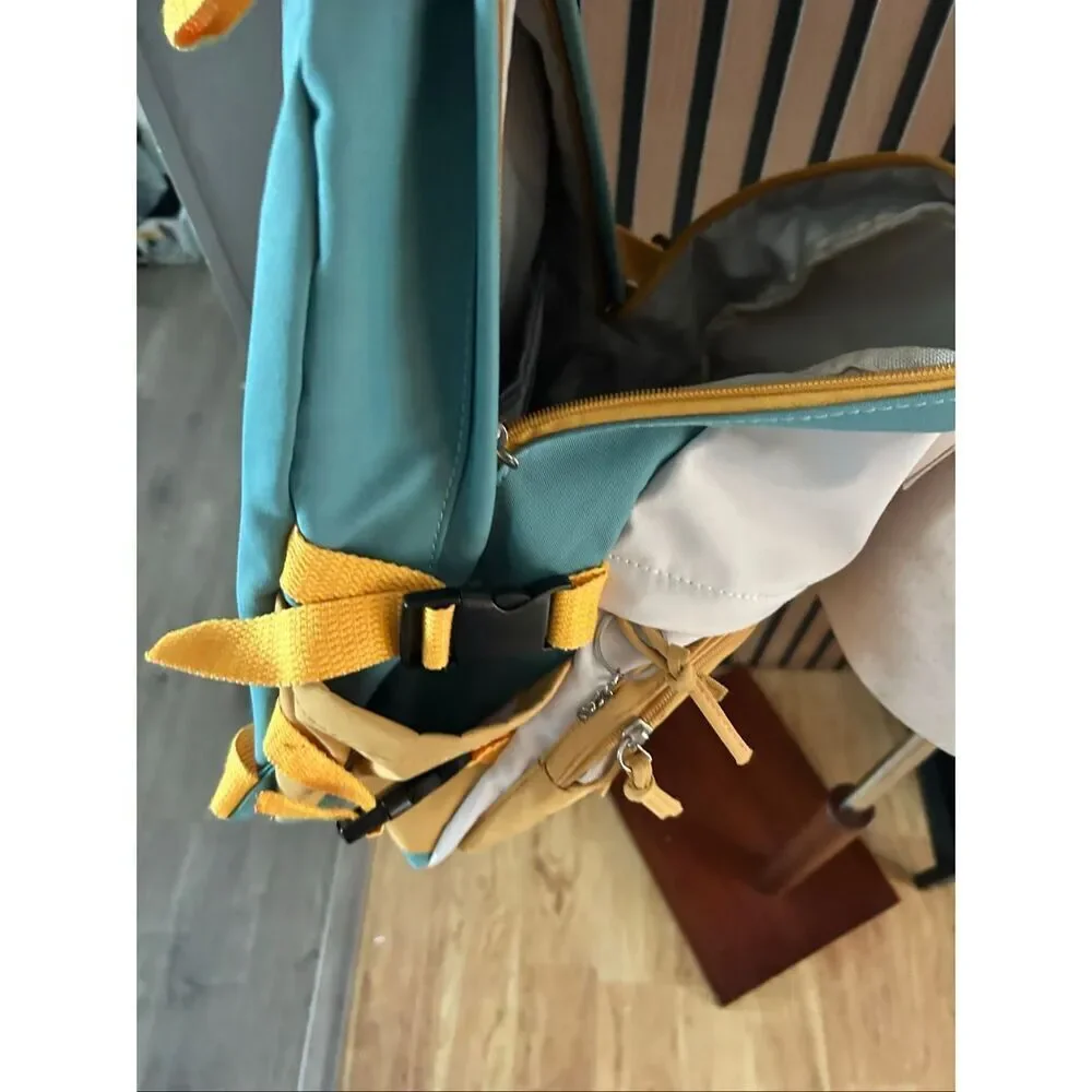 Backpack yellow and green